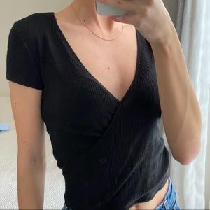 Urban outfitters cropped tee size XS